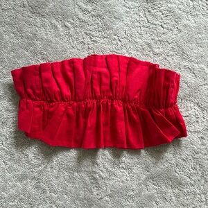 Red ruffle crop top size medium, never worn